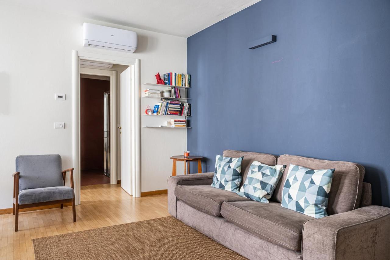 Officina7 Large Apartment