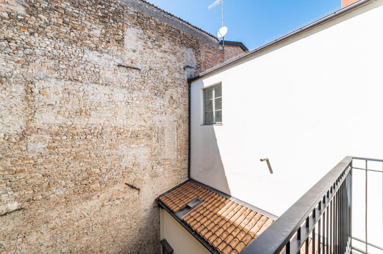 Officina7 Large Apartment *