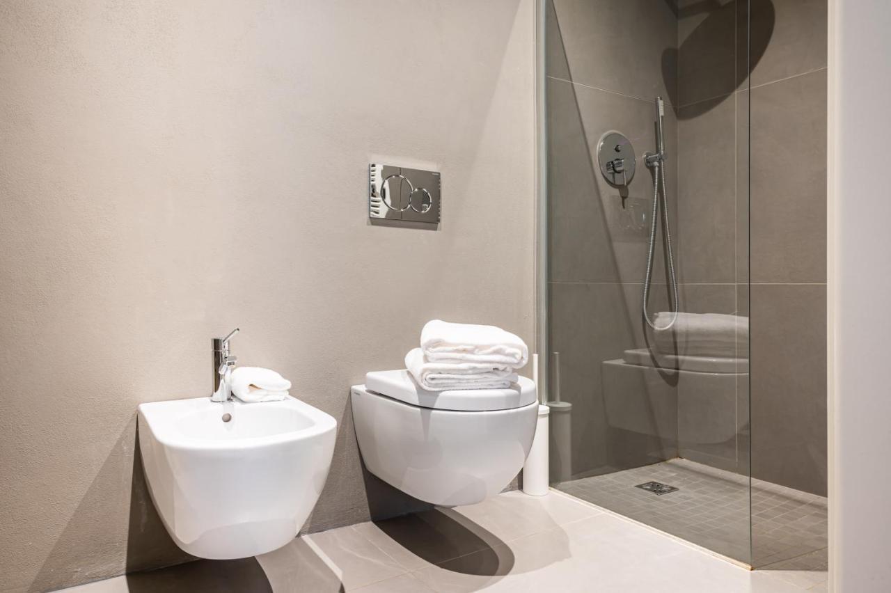 Officina7 Large Apartment